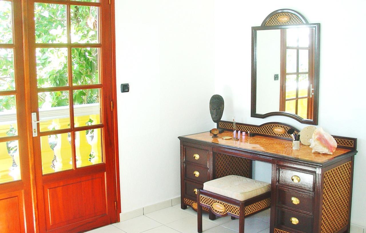 Hôtel Domaine Saint Francois Extérieur photo